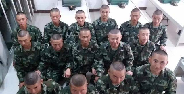 亚有免军2军发果,深度解析背后的意义与趋势,亚有免军二军发果深度解析,背后的意义与趋势展望