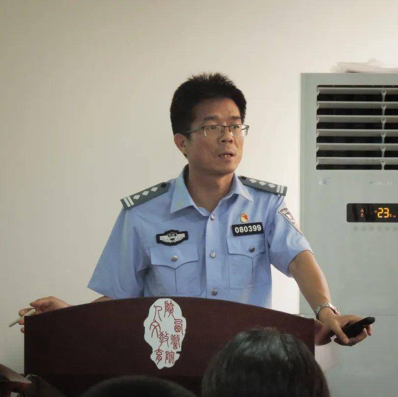 揭秘学性陈警,一位与众不同的探索者,揭秘学性陈警,独树一帜的探索者之旅