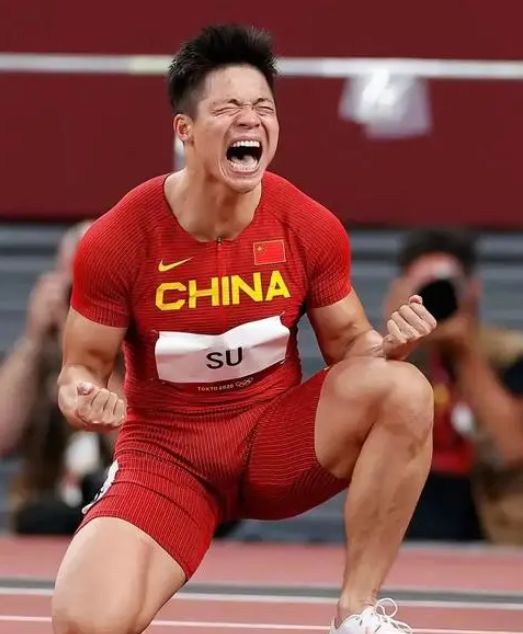 红少事迹天奥演录,探索最利罗马的传奇故事与SEO奥秘,红少事迹天奥演录,揭秘罗马传奇与SEO奥秘之旅