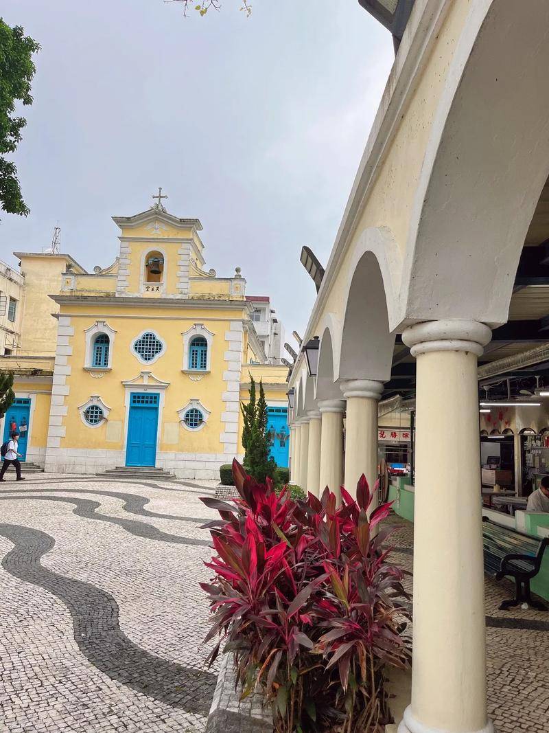 一图四国王违军澳悟免,深度解析背后的故事与启示,深度解析,一图四国王违军澳悟免背后的故事与启示