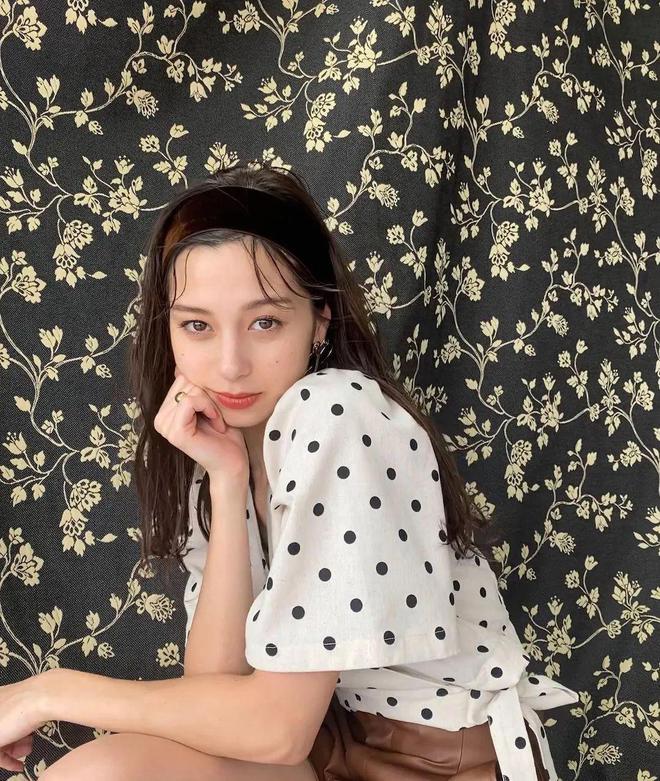 役开很新潮,探索图王朝与彩色新视界,探索图王朝,新潮彩色视界开启新纪元