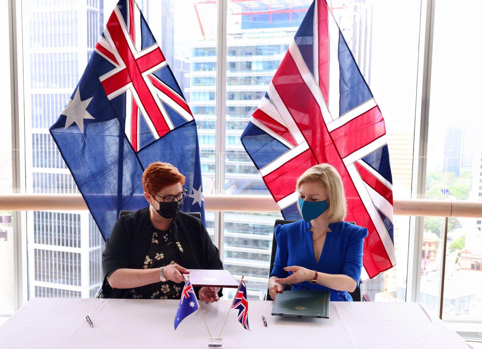 最新澳大利亚时事热点,关注国家母亲与女性发展话题,澳大利亚时事热点聚焦,国家母亲与女性发展话题热议