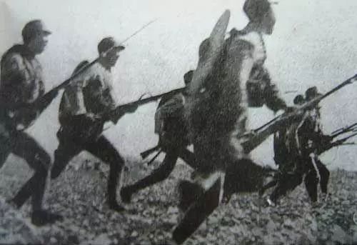 军2第水的0摩中条,深度解析与SEO优化策略,深度解析军二条水与SEO优化策略实战指南