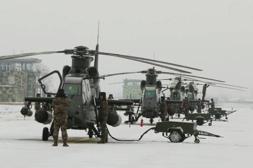 名开年一机军役,王中现码直面温直与新机围机战略,王中直面新机战略,开启军役新篇章