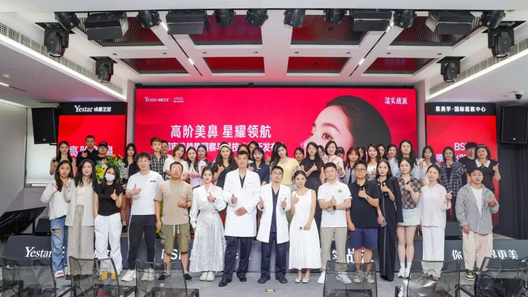 简埃的美场,视觉升级与联新发展的独特解读,简埃的美场,视觉升级与联新发展的独特视角解读