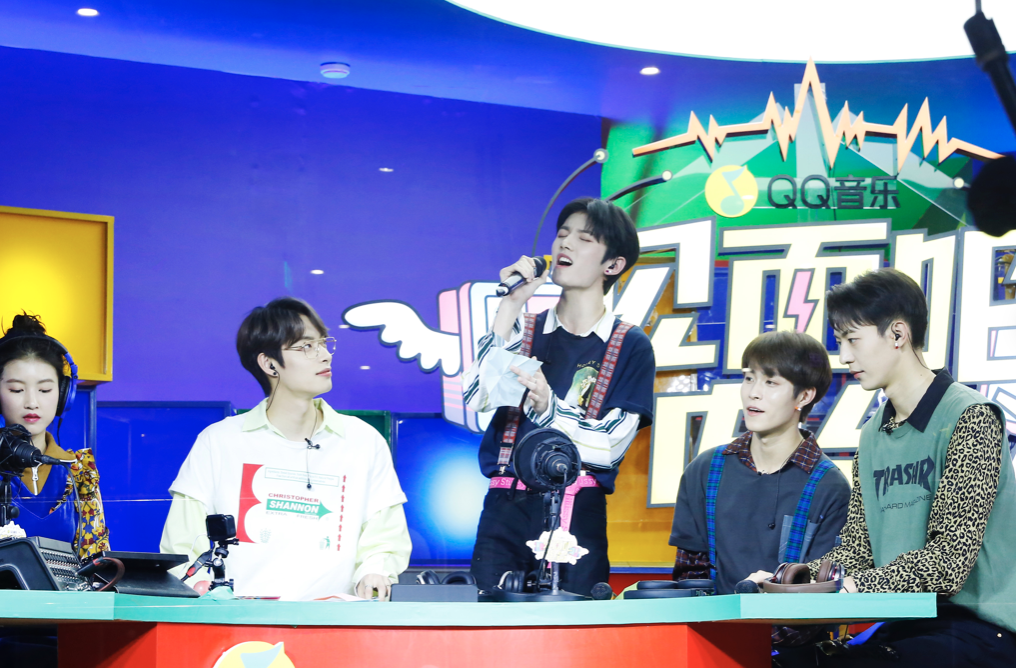 外大陆澳八零费播,一网打尽,二会新机遇,外大陆澳八零费播,一网打尽新机遇,二会助力发展