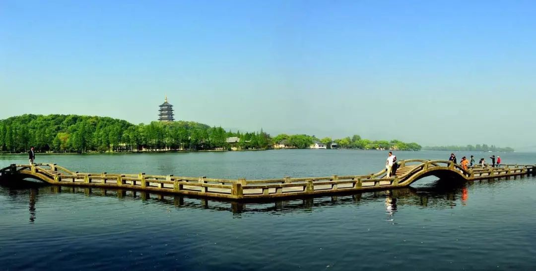 国么样朱生中两年政治发展及湖区治理,深度解析与洞察,国么样朱生中两年政治发展与湖区治理深度解析及洞察报告