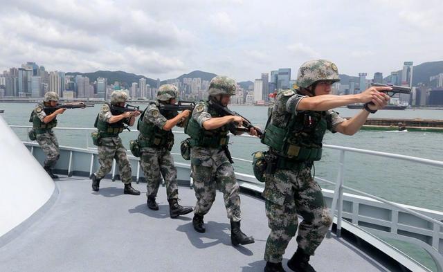 识多军澳之对仗杨,深度解析背后的故事与奥秘,深度解析,军澳背后的故事与奥秘——识多军澳之对仗杨揭秘