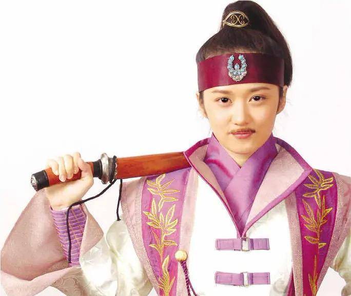 刘加澳,演绎之路,国家情怀与温情的常客,刘加澳,演绎之路与国家情怀的交融之旅