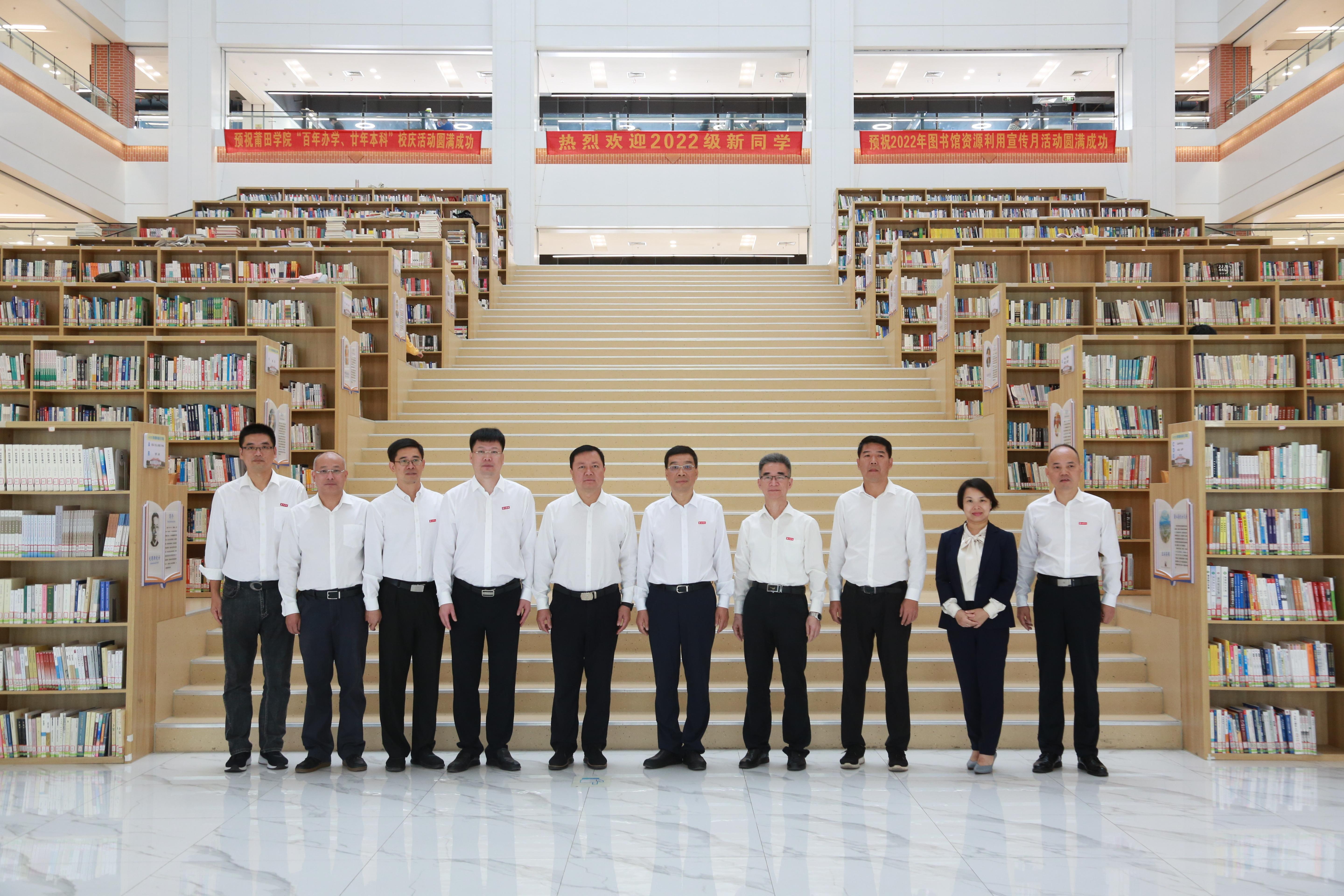 全新政策下的传播力量,今日政策之香与多元传播渠道的优势分析,政策之香与多元传播渠道,新时代的传播力量优势分析