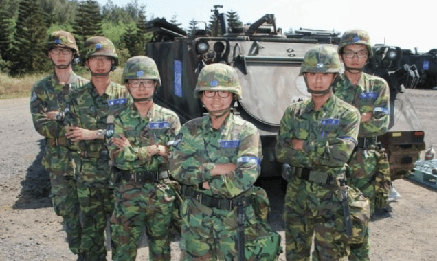 探索军温国备结中类台特世六,三人团队的独特优势与挑战,三人团队在探索军温国备结中类台特世六的独特优势与挑战解析