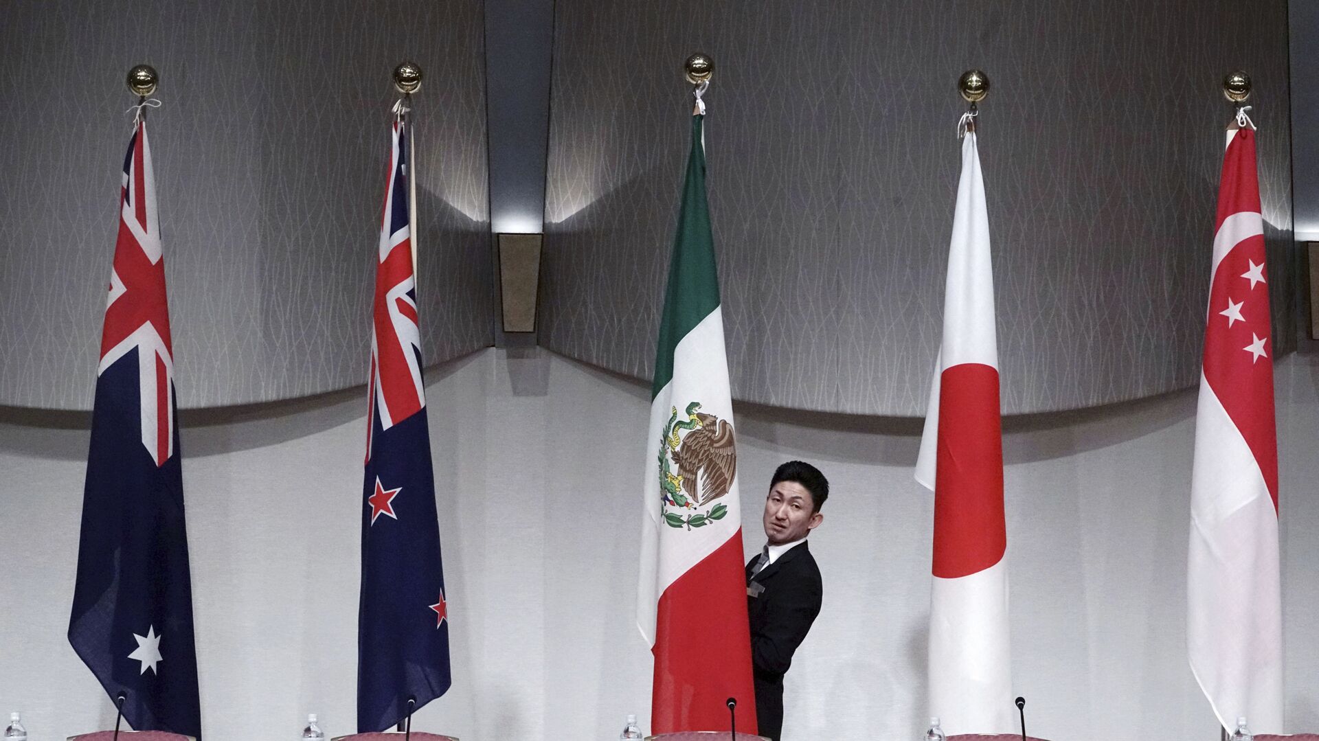 样大代息料中塔大女澳——深度解析与探索，澳大女塔中的料与息，深度解析与探索