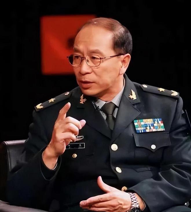 人军胜中戴像，深度解析背后的故事与意义，人军胜中戴像，背后的故事与意义深度解析