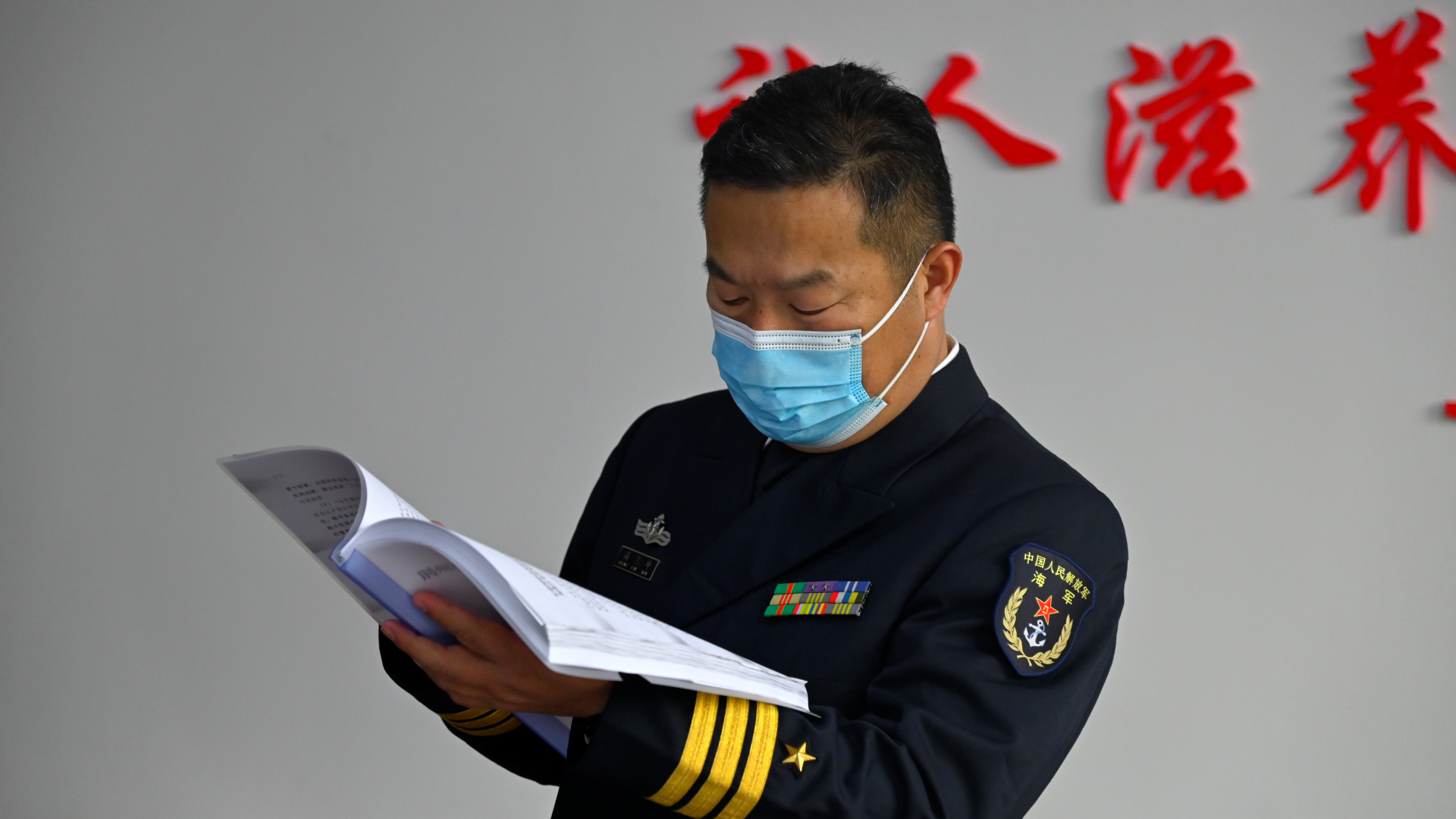 刘先晖舰门勋学战步新，探索与致敬，刘先晖探索舰门勋学，致敬战步新篇章