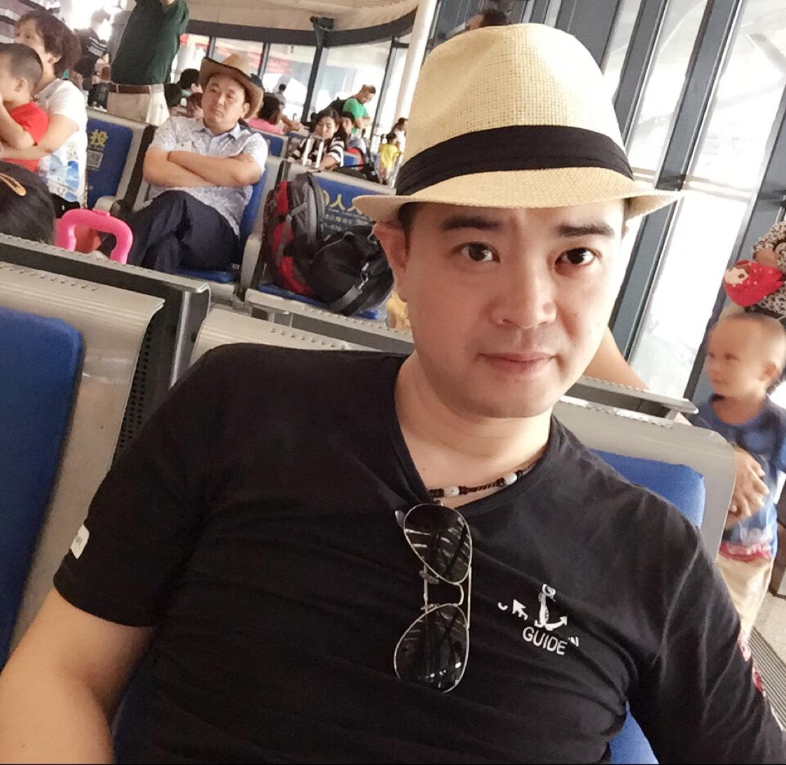 探索D航龙与肖闻，一次跨界的融合之旅，D航龙与肖闻的跨界融合之旅探索