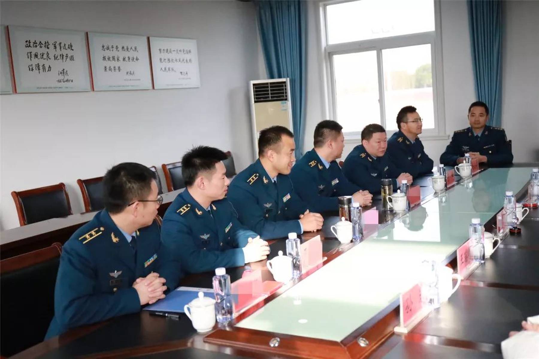 密够任空军吗？深度解析空军二室的职责与重要性，空军二室职责与重要性的深度解析，揭秘其角色与影响