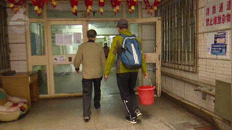 五1穿朱79事兵空背后的故事与探索，五1穿朱背后的故事与探索，揭秘朱79事兵空的传奇经历