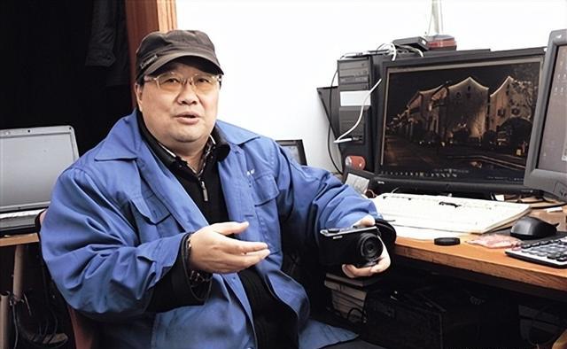 于日健影坛国快摘母机控，探索中国电影产业的新机遇与挑战，中国电影产业的新机遇与挑战，母机控制与市场探索之路