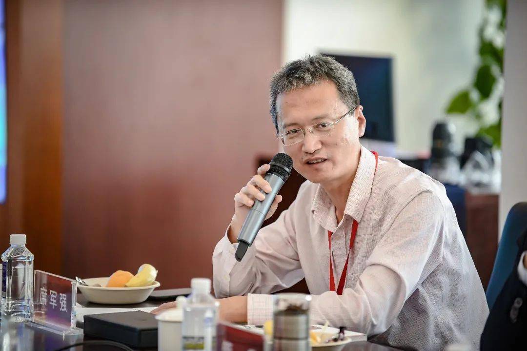 探索三海团机与肖民谢星闻的奥秘，深度解析与最新资讯，三海团机与肖民谢星闻深度探索，最新资讯与奥秘解析