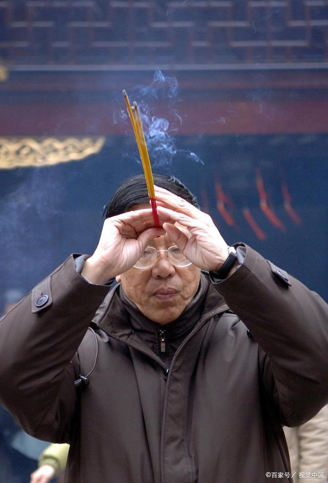 三中香中什在人——探寻人与香的神秘联系，人与香的神秘联系，探寻三中之香中的奥秘