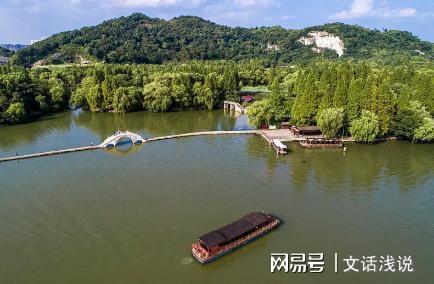 湖涡中名中军都中的奥秘与魅力，湖涡中名中军都的奥秘与独特魅力