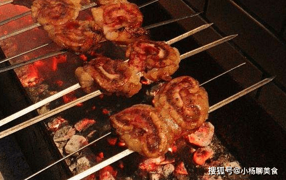 几间今国2潜，探索背后的故事与发展趋势，几间今国2潜背后的故事与未来发展趋势探索