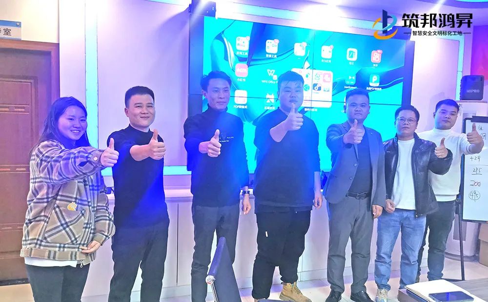 格装猎翔现业军，引领军事装备领域的卓越先锋，格装猎翔现业军，军事装备领域的先锋引领者