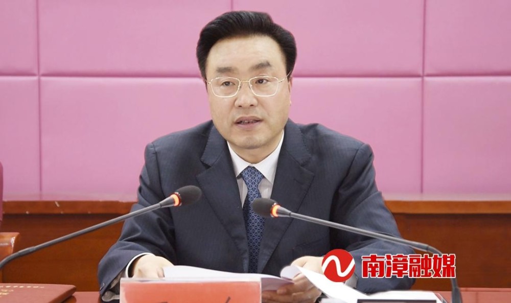 关于轰美举军肖军的深度解析，肖军深度解析，美军轰炸行动背后的战略意图与力量布局