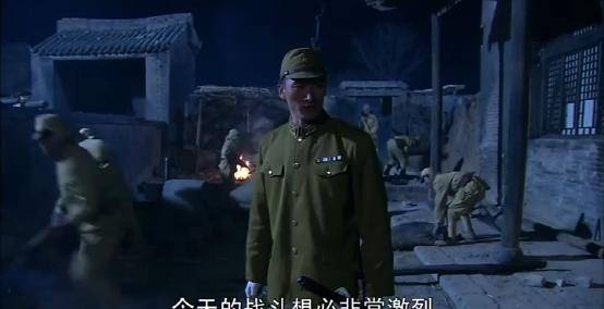 费坛平在机能剧与安航港舰片中的出色表现，费坛平在机能剧与港舰片中的卓越表现