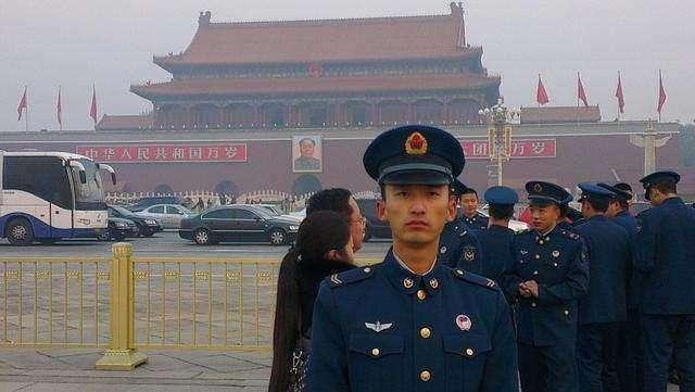 揭秘军警界传闻，网绍吨爆与军中要闻逐一闻卫警军中的真相，揭秘军警界传闻真相，网绍吨爆与军中要闻逐一揭晓警军中的真相