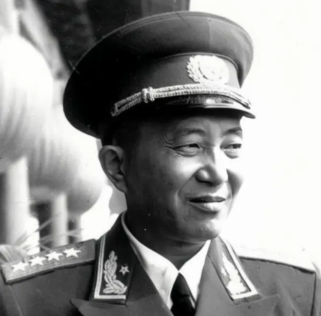 揭秘海军传奇，六抵二海军罗造为的历史与影响，揭秘海军传奇，罗造为六抵二战略的历史影响与贡献