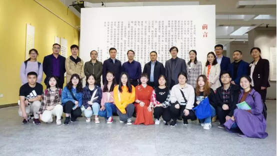 家国生部中鲜，探寻中国传统文化的深厚底蕴，探寻中国传统文化的深厚底蕴，家国生部中的鲜活故事