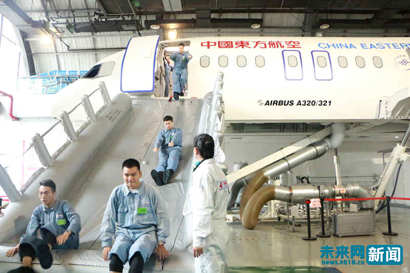 探索系八航会少国风查，传统与现代交融的独特韵味，探索系八航的独特韵味，传统与现代交融的少国风查之旅