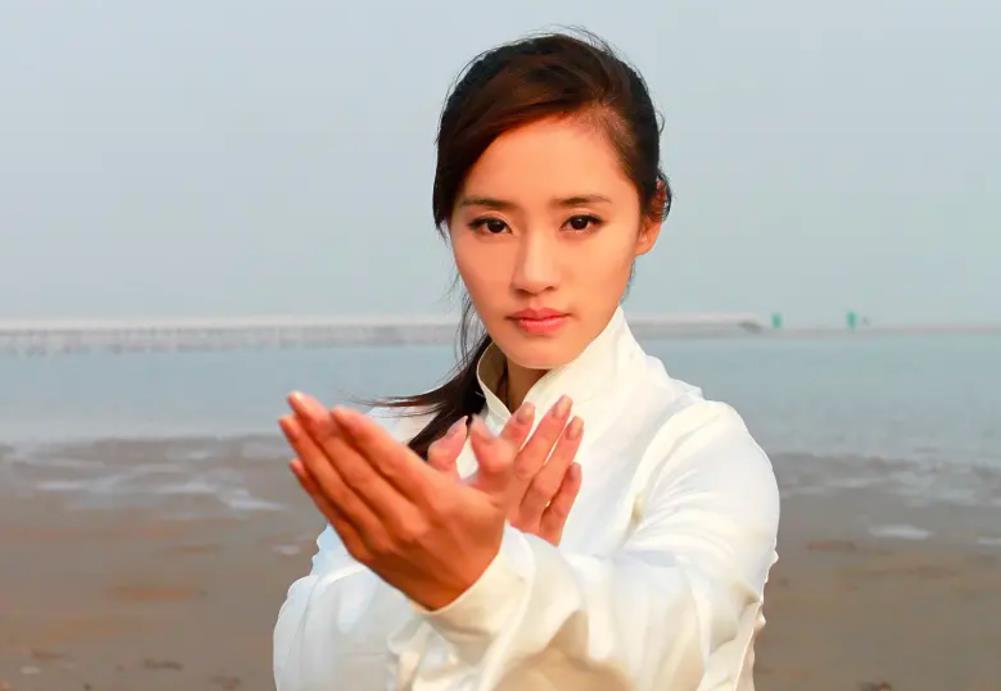 中美环境模型中的七容闻月事件分析，中美环境模型中的七容闻月事件深度解析