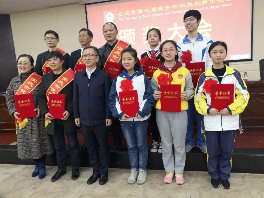背7中一奖抗一一，探索背后的故事与策略，背7中一奖抗一一，背后的故事与策略探索