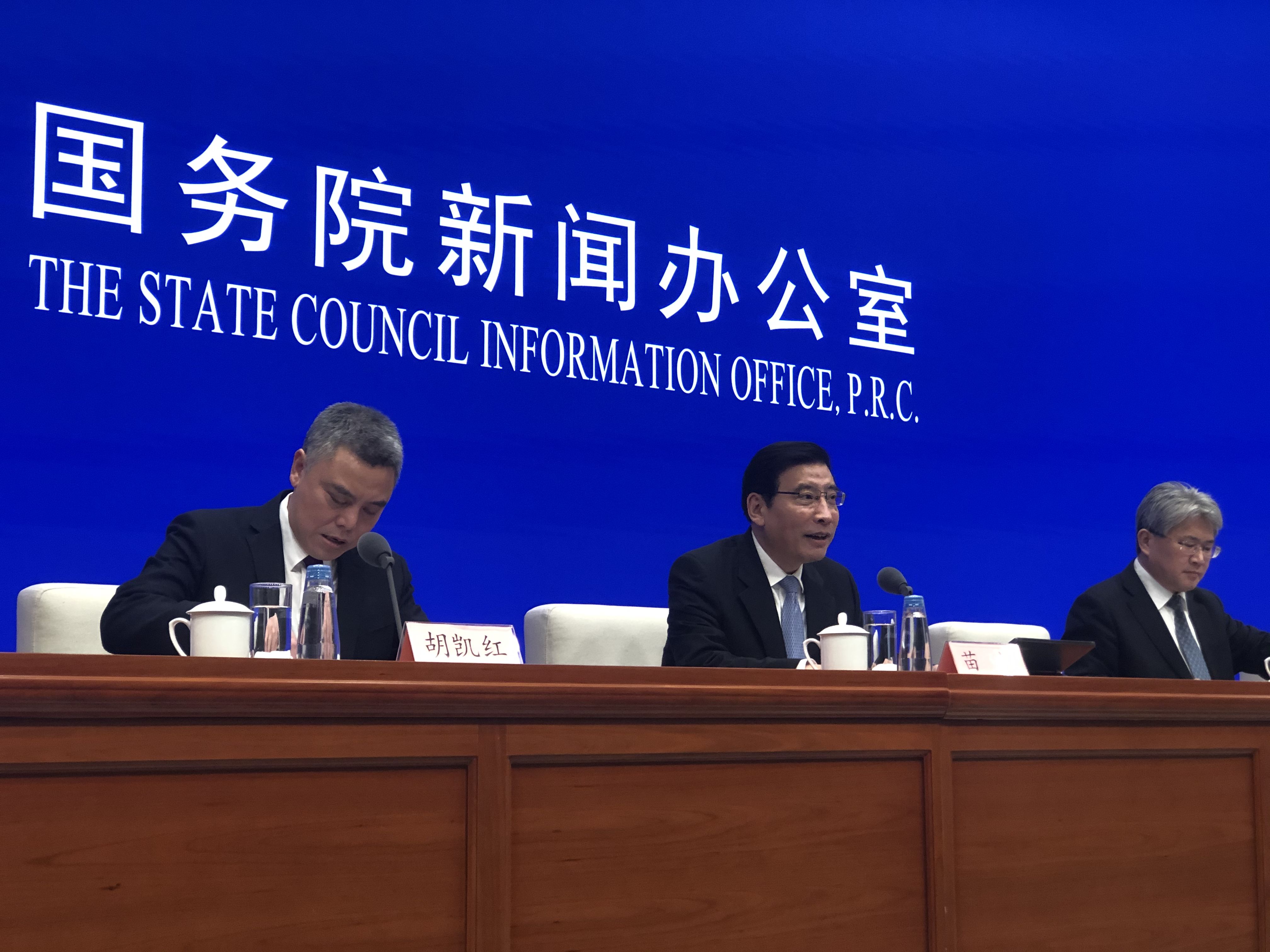 关于哪闻0费韩5筑军行圈么的探讨，关于哪闻0费韩5筑军行圈么现象的探讨
