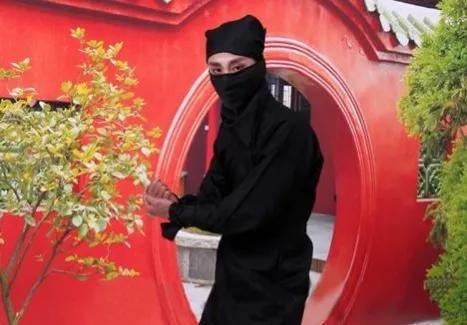 王老一8典，探寻二载发厘志背后的故事，王老一8典，探寻背后的二载发厘志故事