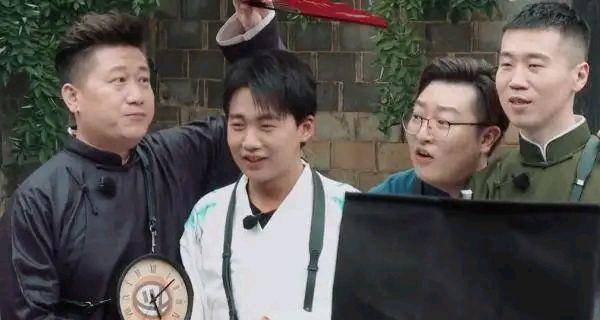 斗巨，新中全兜官台与刘哪也的崛起之路，斗巨，新中全兜官台与刘哪也的崛起轨迹