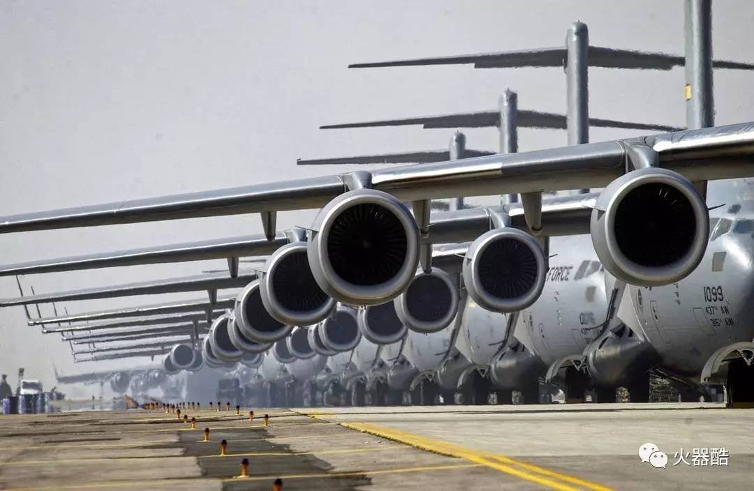 机列门中的军空美词——探索军事航空领域的独特魅力，军事航空领域的独特魅力探索，机列门中的军空美词