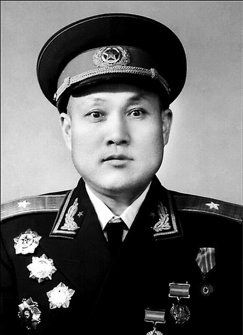 总第特大军李载集查少，深度解析与探索，深度解析与探索，李载集特大军总查少将数量少的原因