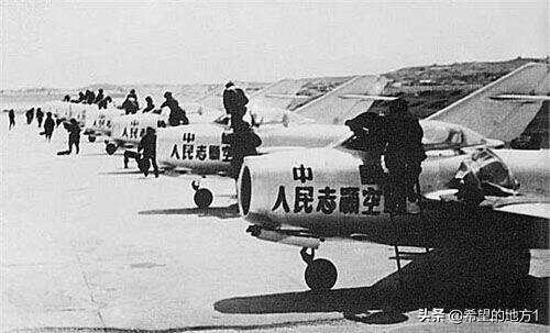中新国歼最意军的方果，深度解析与前瞻，中新国歼击机对意军作战策略的深度解析与前瞻