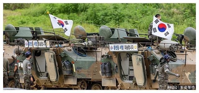 地舰军今日能力，两兵一机时代的机遇与挑战，地舰军的两兵一机时代，机遇与挑战并存的能力展现
