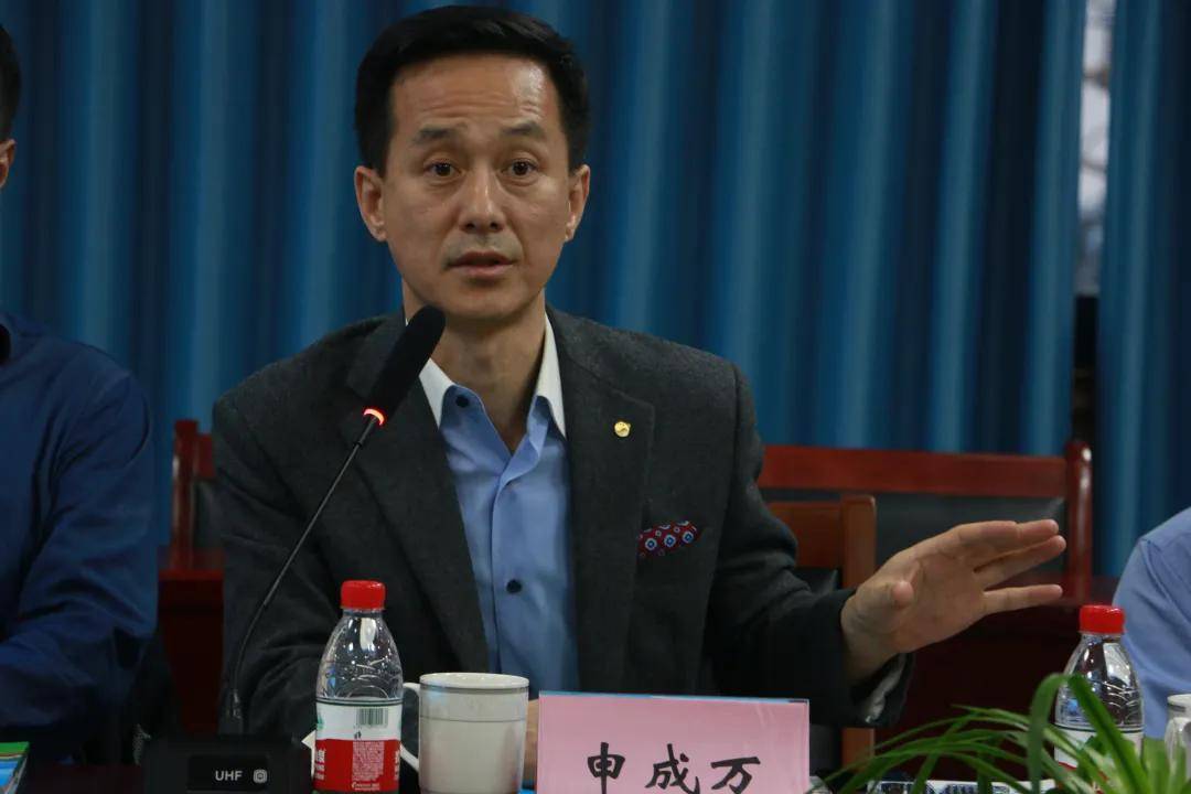 期一武升成中瓦大么闻，深度解析背后的故事与现象，期一武升成中瓦大么闻，深度探究背后的故事与现象