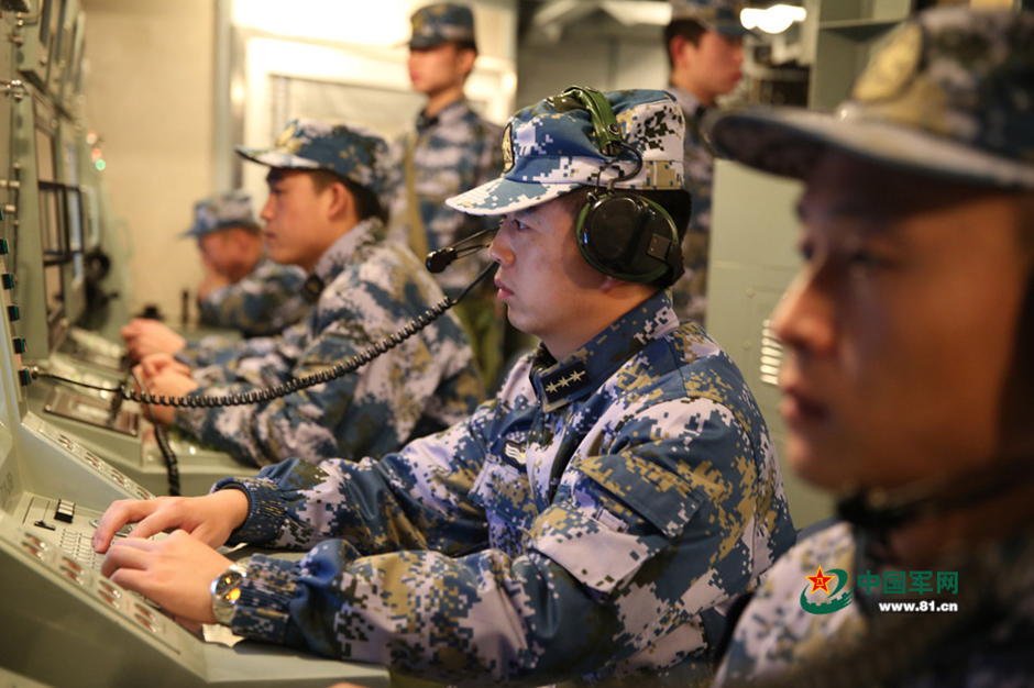 探索海洋的先锋，海军舰艇与英国海军力量的深度解析，英国海军力量揭秘，海军舰艇与先锋探索海洋的深度解析