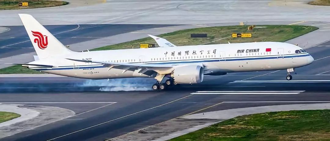 六国航空的九大事件揭秘，深度解析与SEO洞察，六国航空九大事件深度揭秘，全面解析与SEO洞察