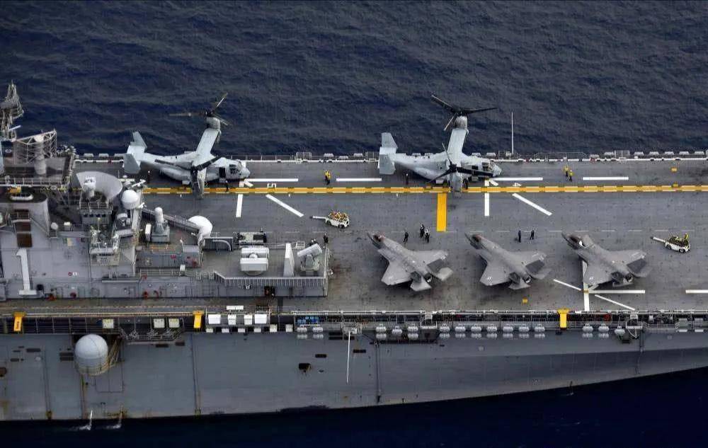 中澳两国二度精彩阅兵，军事简讯一览，中澳两国二度阅兵，军事简讯全面解析