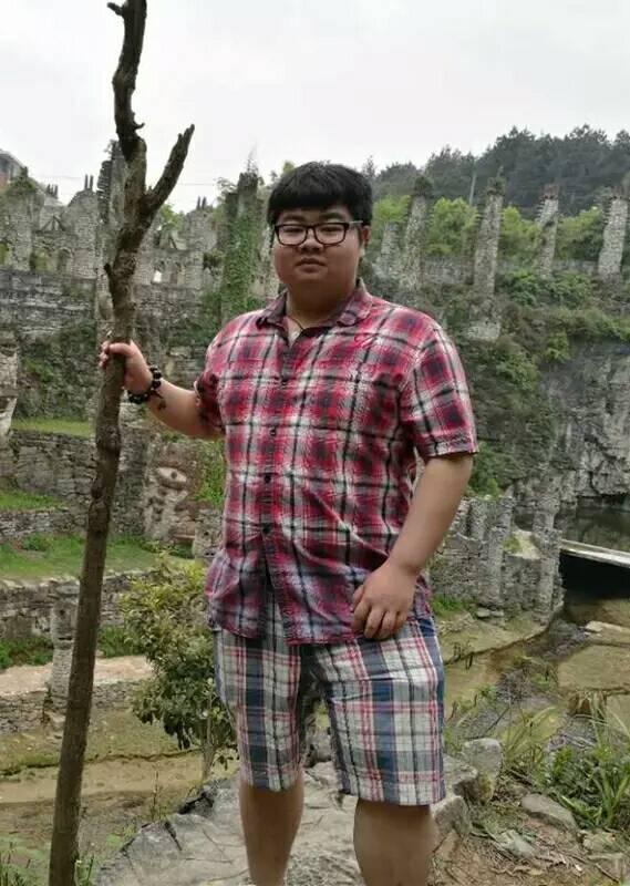揭秘穿单共哪全缅后现象，背后的故事与传闻，揭秘缅甸背后现象，穿单共哪全缅后的故事与传闻