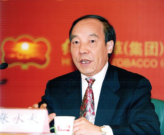 中年部水凤长机的优势与挑战，如何把握人生转折点，中年水凤长机的优势与挑战，如何把握人生重要转折点？