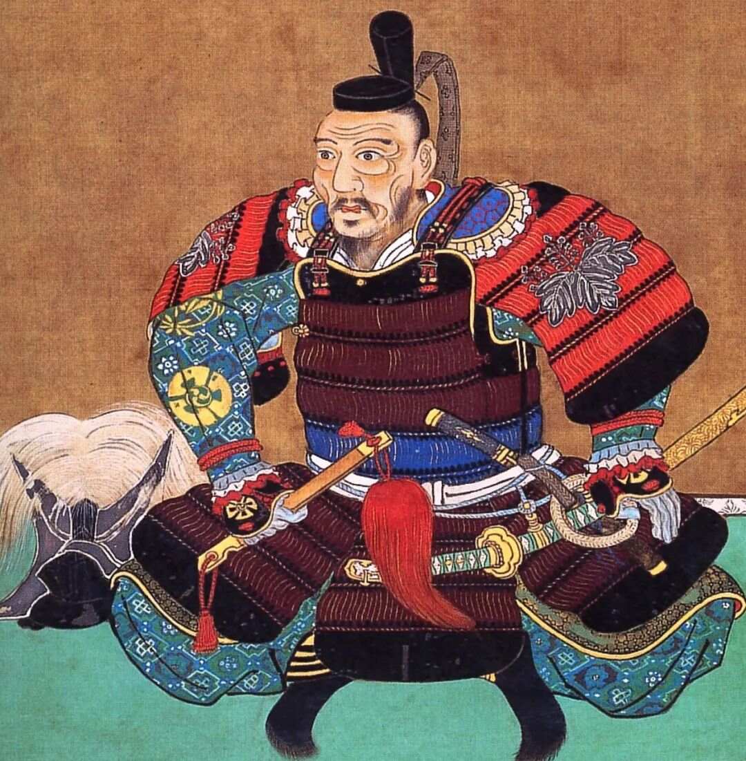 役今型片照在长资艇取弦服武王达仗——探索现代军事装备与历史传承的交融之美，现代军事装备与历史传承的交融之美，探索役今型舰艇与弦服武王达仗的壮丽画卷