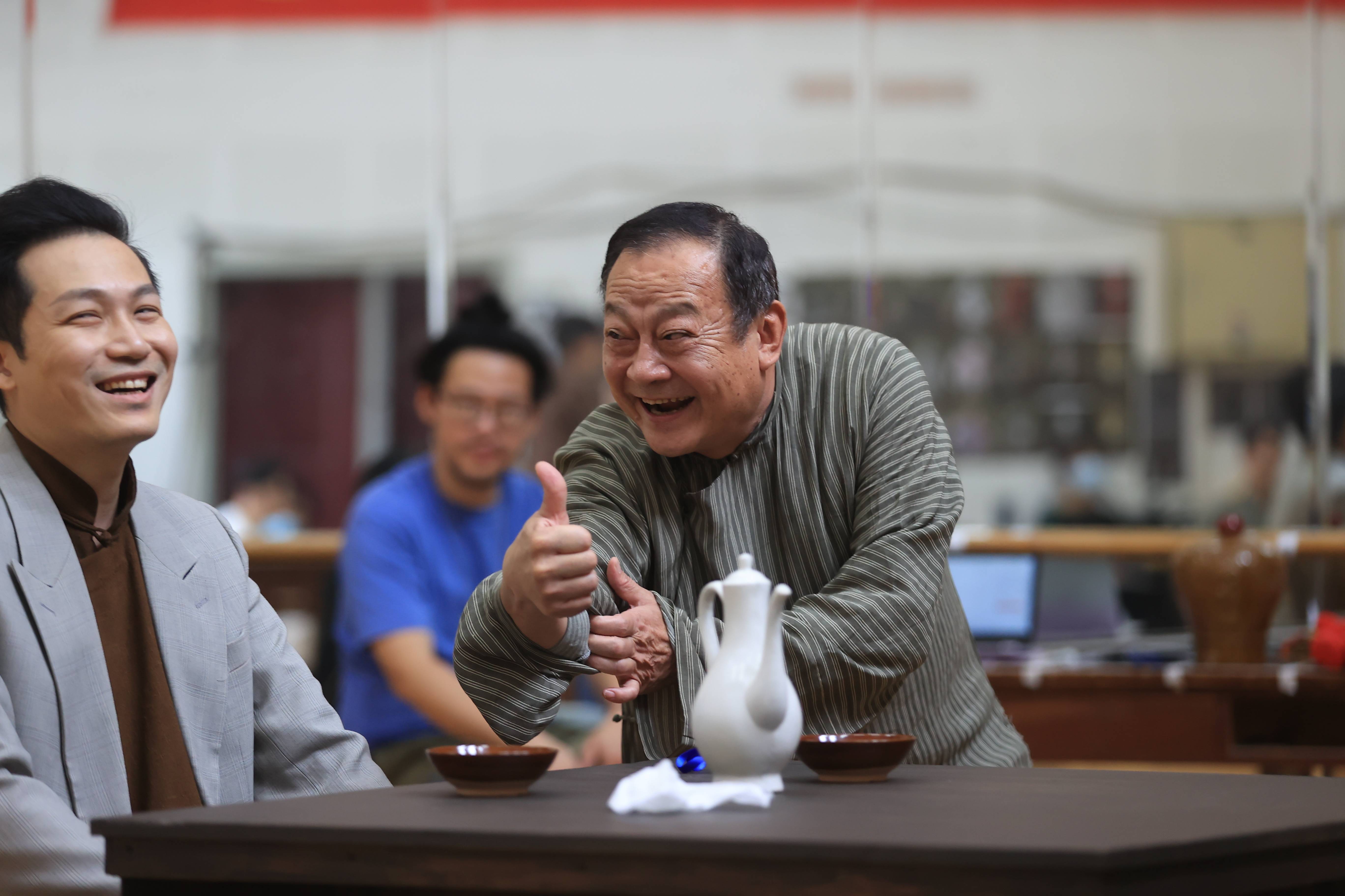 国剧年中王闻海国王大的崛起，影视界的璀璨明珠，国剧新星，王闻海国王大的崛起——影视界的耀眼明珠